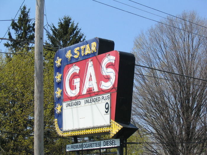 4 Star Gas - 2003 Photo